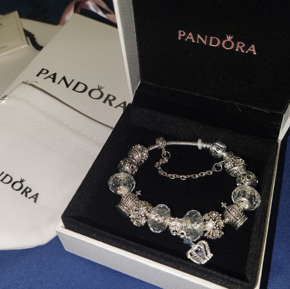 Pandora bracelet - Picture 2 of 2